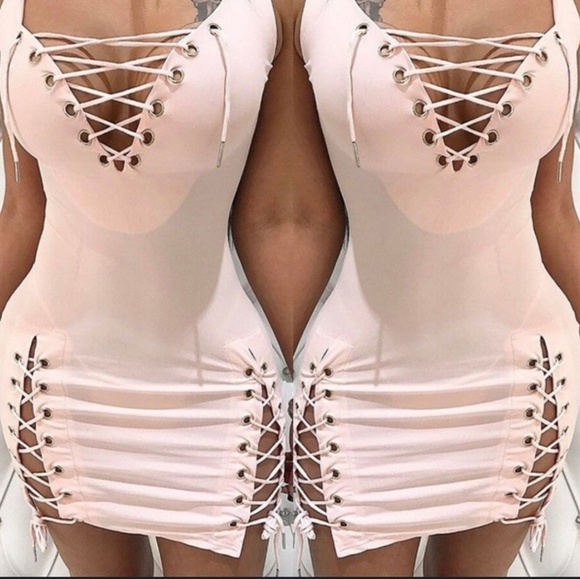 2019 SZ Med. Sexy Deep V Neck Lace Up Dress - Picture 3 of 8